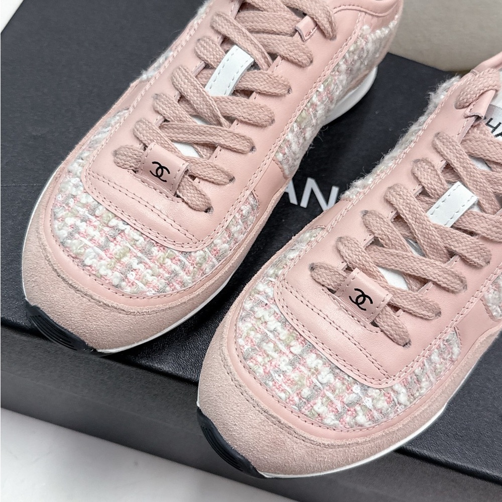 Chanel Classic Pink Tweed & Suede Casual Sneakers - Picture 3 of 7